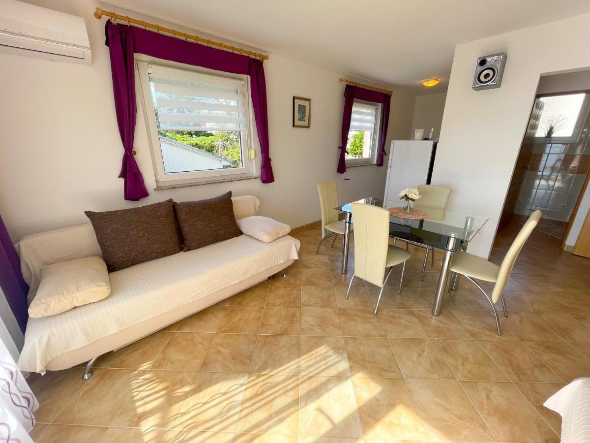 דראמליי Apartment Nika 2 מראה חיצוני תמונה